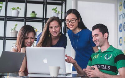 8 Strategies to Help Leaders Manage Teams Through Change